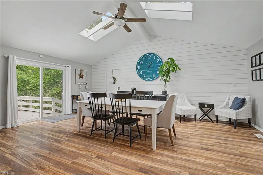 208 Captains Lane, Newport News, VA 23602 - #2