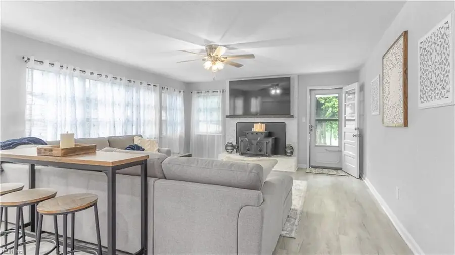 969 Sunnyside Drive, Virginia Beach, VA 23464 - #3