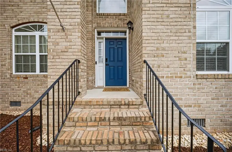 237 Castleberry Drive, Chesapeake, VA 23322 - #2