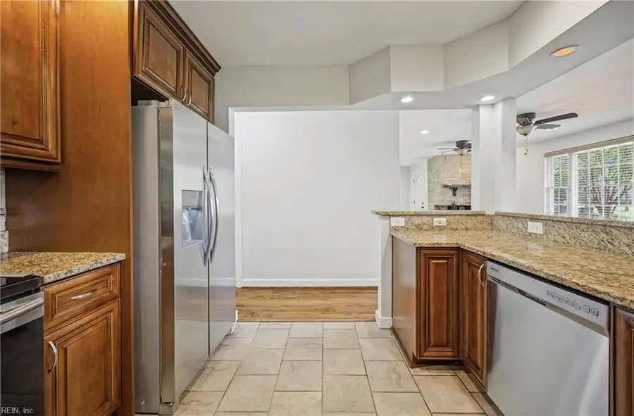 6916 Riddick Street, Norfolk, VA 23518 - #3