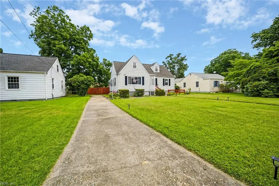 125 Cambridge Place, Hampton, VA 23669 - #3