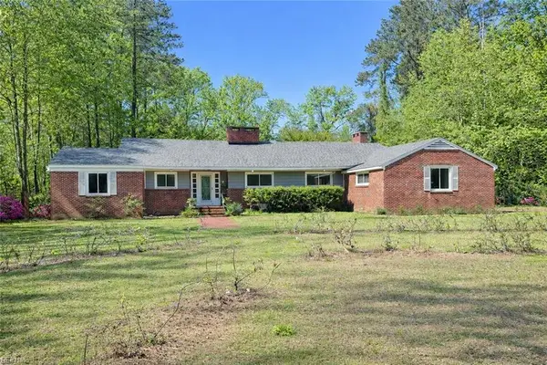201 Robinhood Road, Franklin, VA 23851