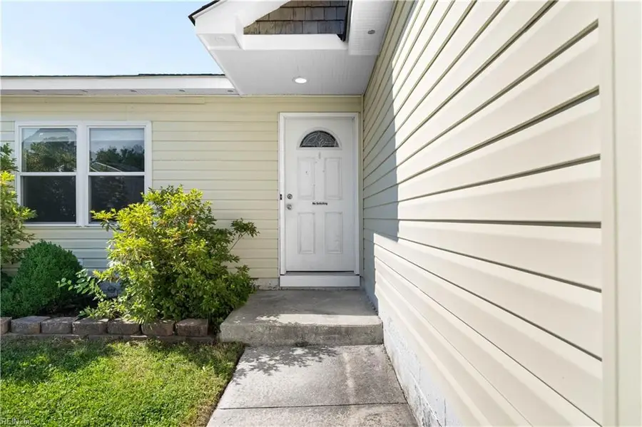 5124 Rugby Road, Virginia Beach, VA 23464 - #3