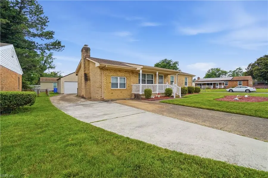 2400 Portal Road, Chesapeake, VA 23324 - #2