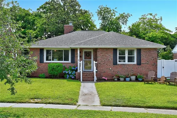 4704 Mayflower Road, Norfolk, VA 23508