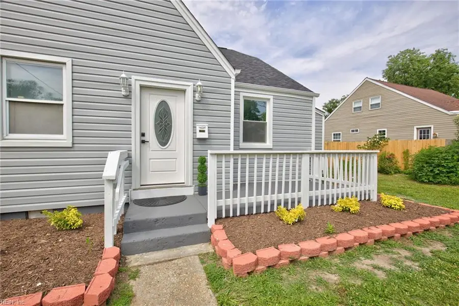 2211 Abbey Road, Norfolk, VA 23509 - #2