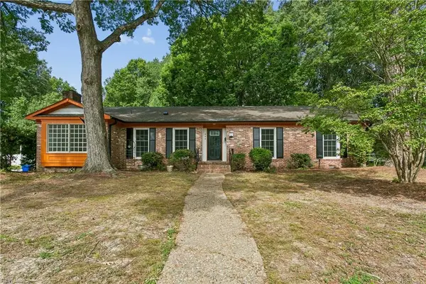 682 Village Green Parkway Parkway, Newport News, VA 23602
