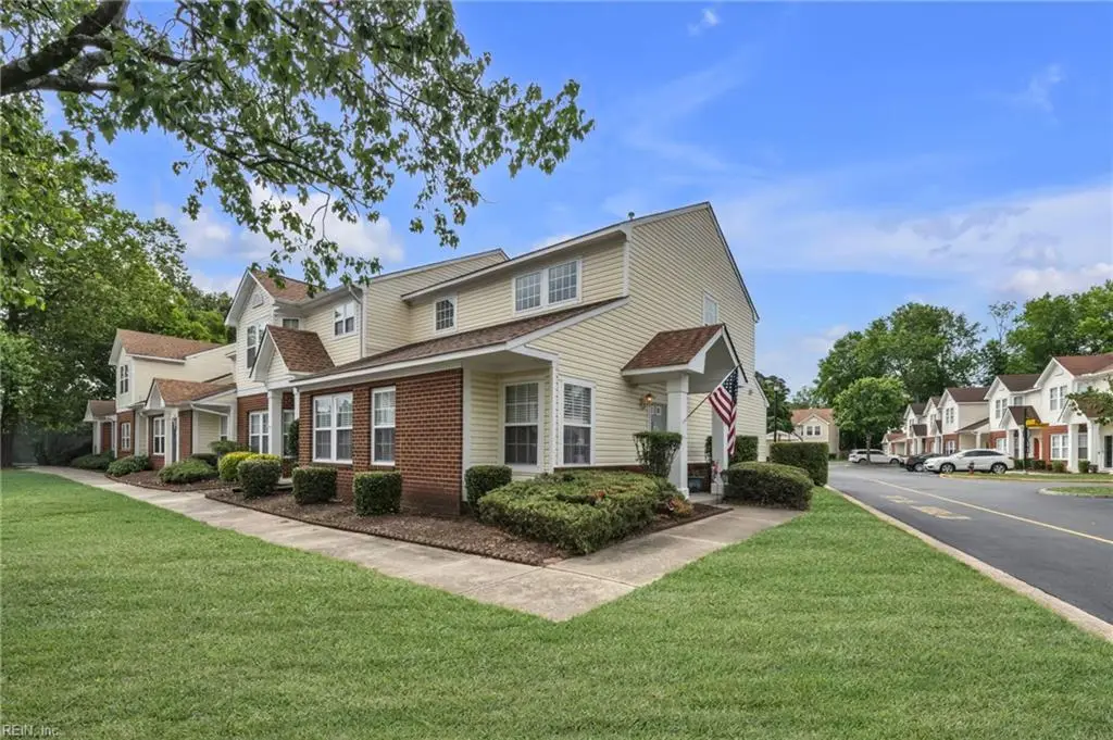 530 Trolley Crossing, Chesapeake, VA 23320 - #1