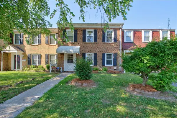 5207 Clover Hill Drive, Portsmouth, VA 23703