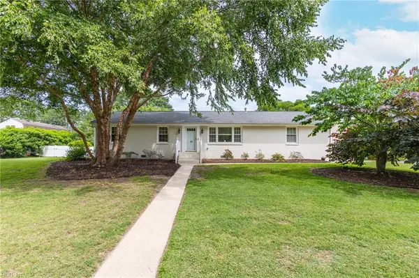 114 Bobby Jones Drive, Portsmouth, VA 23701