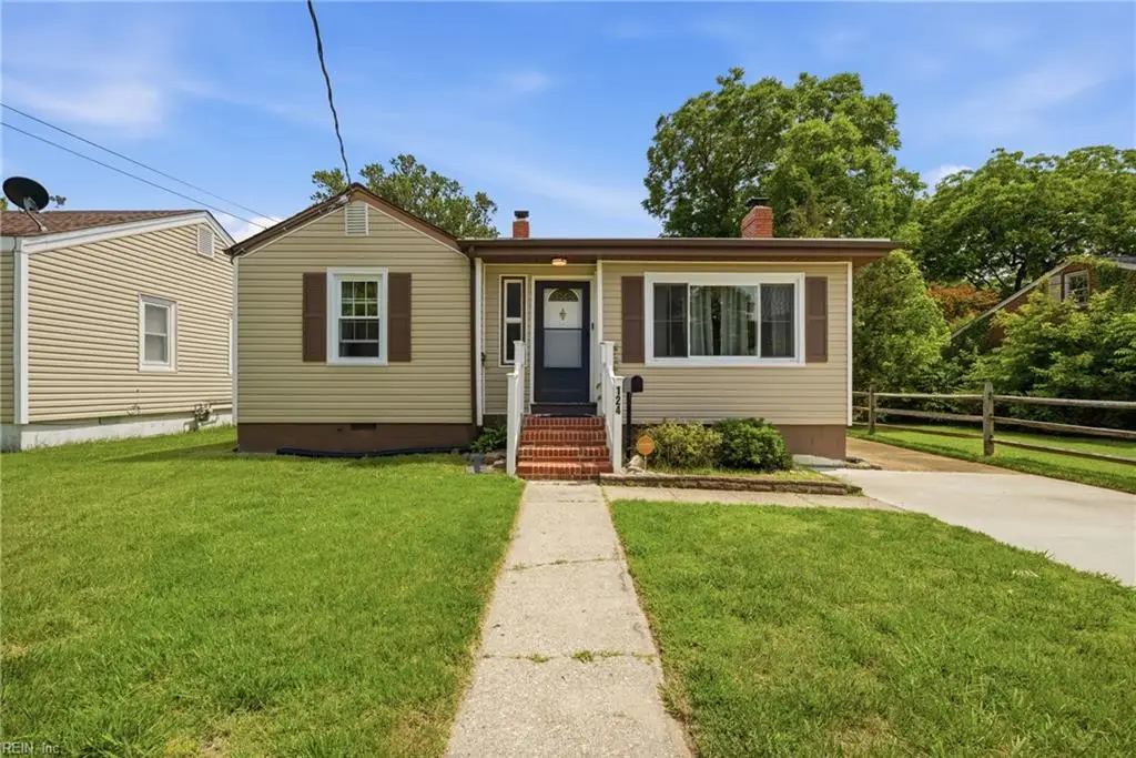 124 Cambridge Place, Hampton, VA 23669 - #1