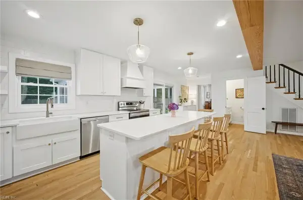 708 Kings Grant Court, Virginia Beach, VA 23452