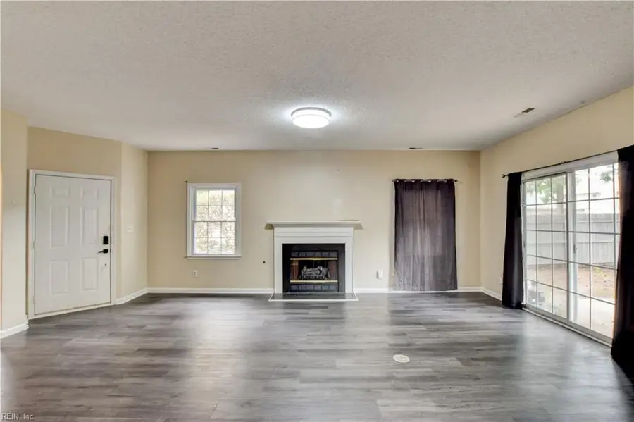 922 Willow Point, Newport News, VA 23602 - #3