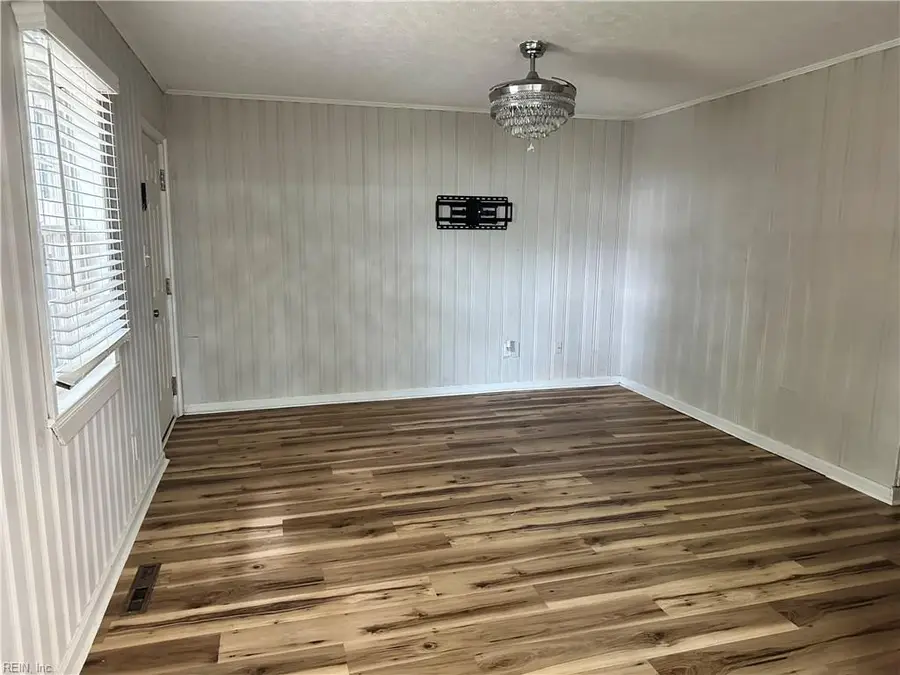 461 Dare Avenue, Hampton, VA 23661 - #3