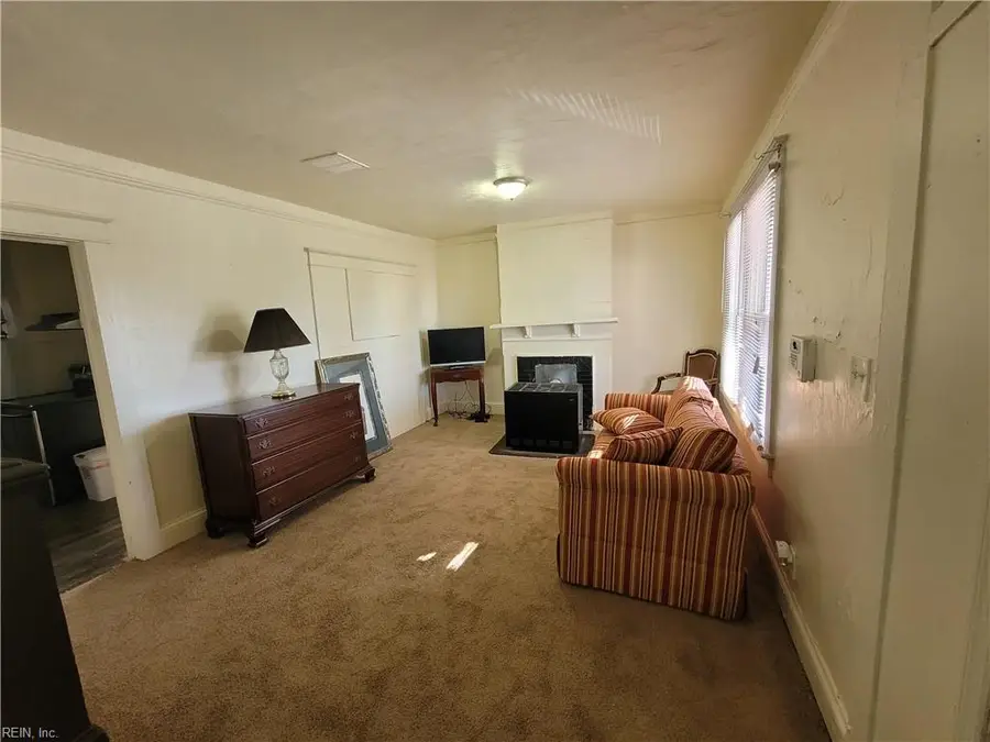 950 Saint Julian Avenue, Norfolk, VA 23504 - #3