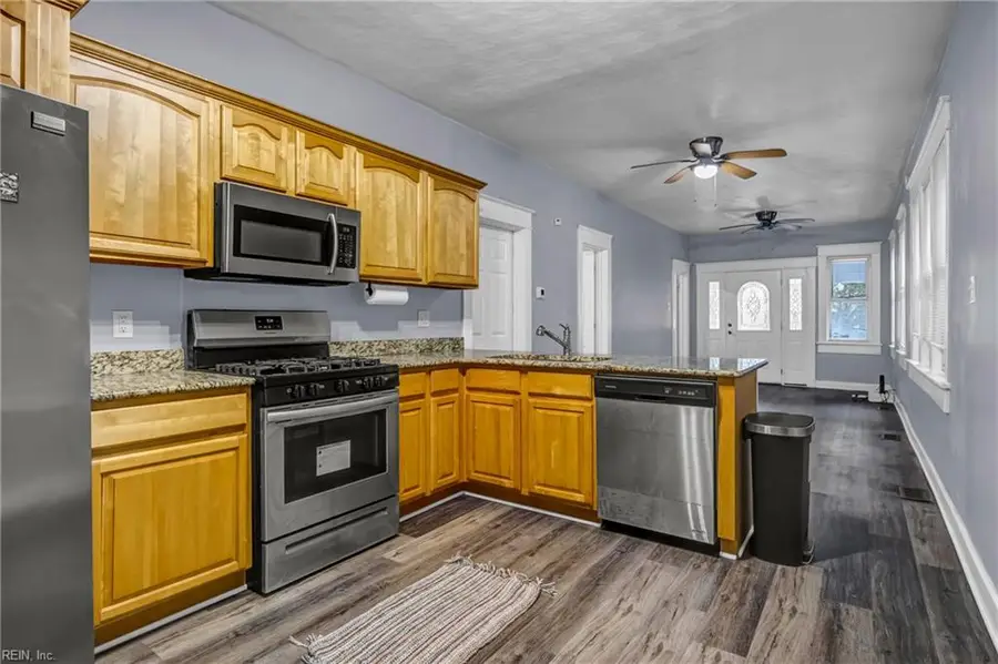 711 W 27th Street, Norfolk, VA 23508 - #2