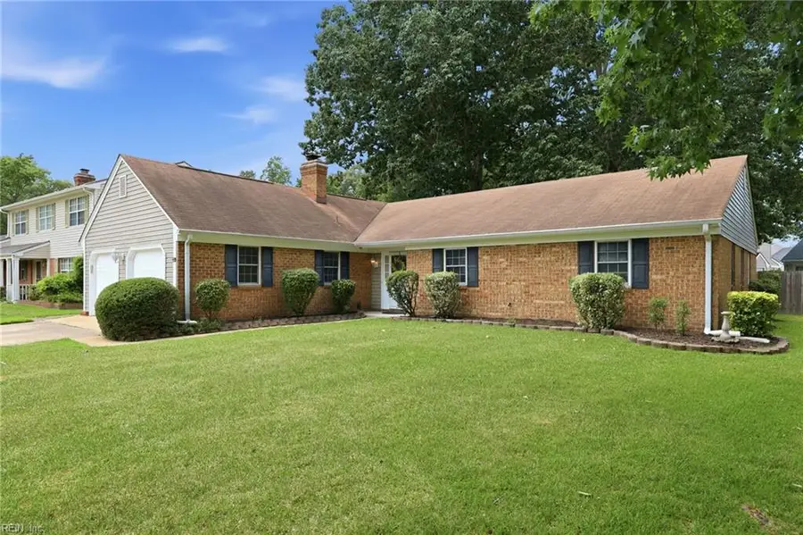 1061 Birnam Woods Drive, Virginia Beach, VA 23464 - #3