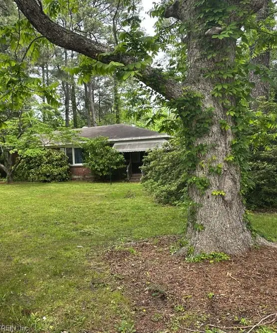 1802 County Street, Elizabeth City, NC 27909 - #1