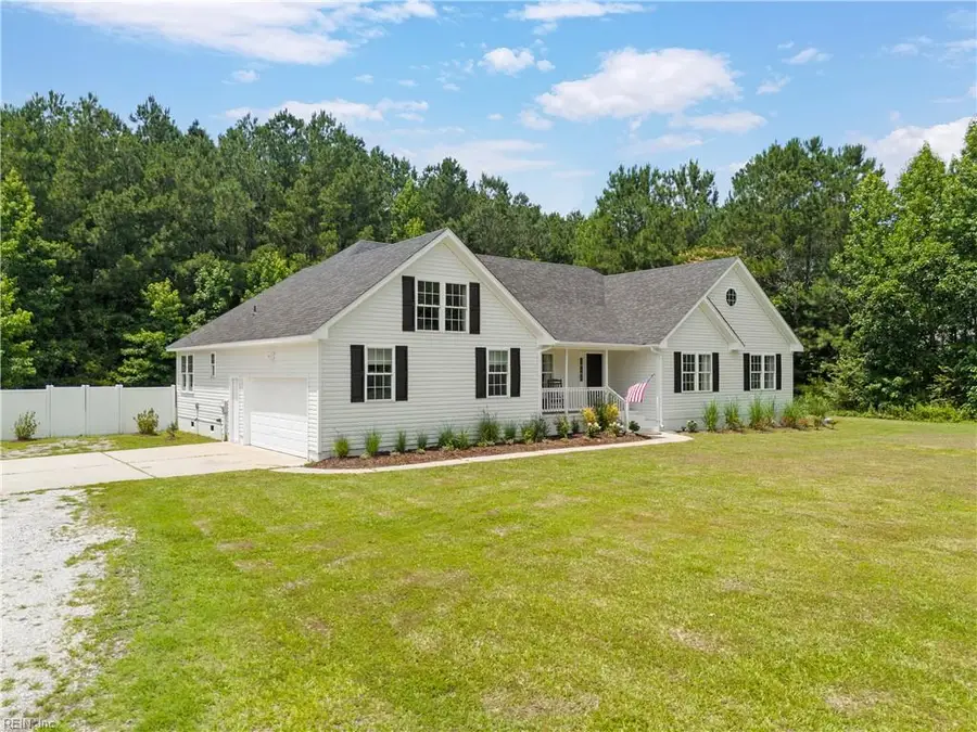1124 Saint Brides Road W, Chesapeake, VA 23322 - #2