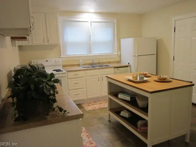 1111 Elk Avenue, Norfolk, VA 23518 - #3