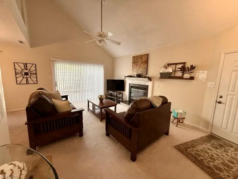3906 Peppercorn Way, Chesapeake, VA 23321 - #2