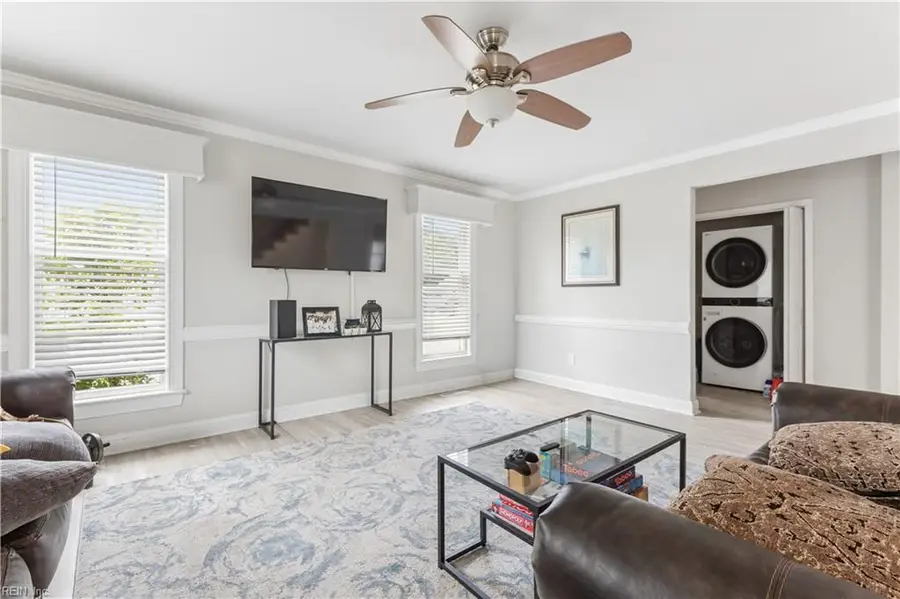 4001 Chesapeake Avenue, Hampton, VA 23669 - #3