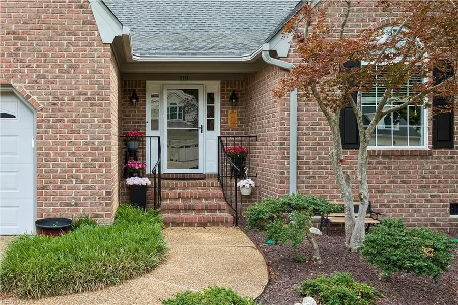 119 E Wedgwood Drive, Yorktown, VA 23693 - #2