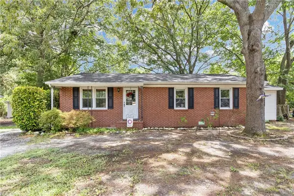1659 Holly Drive, Gloucester Point, VA 23062