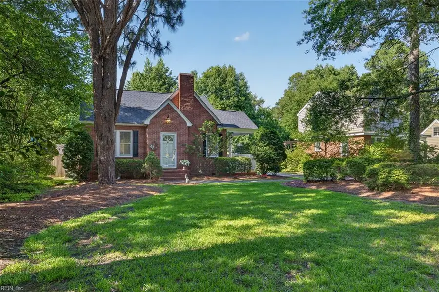 3906 Winchester Drive, Portsmouth, VA 23707 - #2