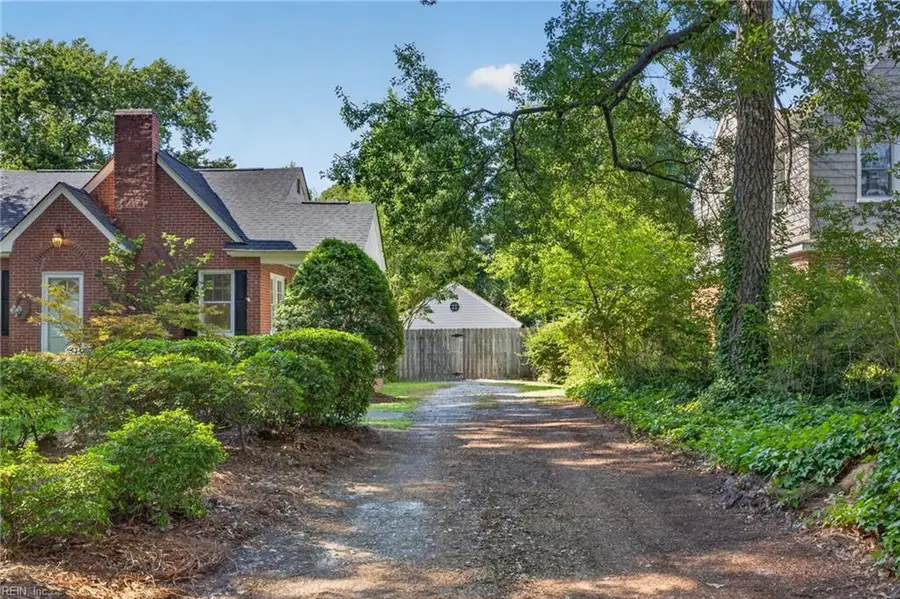 3906 Winchester Drive, Portsmouth, VA 23707 - #3