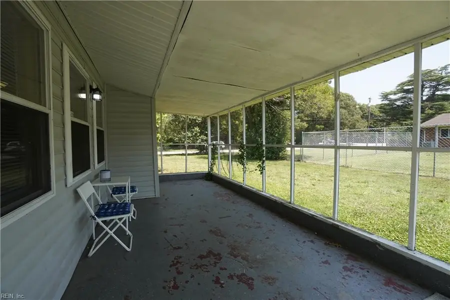 1198 Jarrett Road, Norfolk, VA 23502 - #2