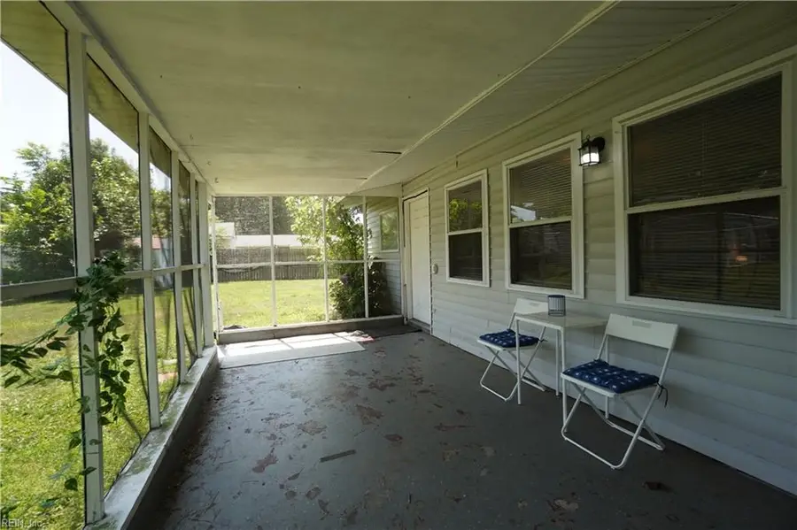 1198 Jarrett Road, Norfolk, VA 23502 - #3