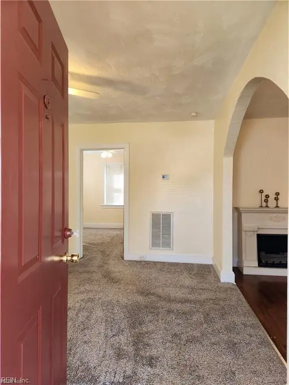 2400 Charleston Avenue, Portsmouth, VA 23704 - #2