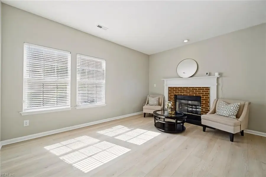 826 Greystone Trace, Newport News, VA 23602 - #2