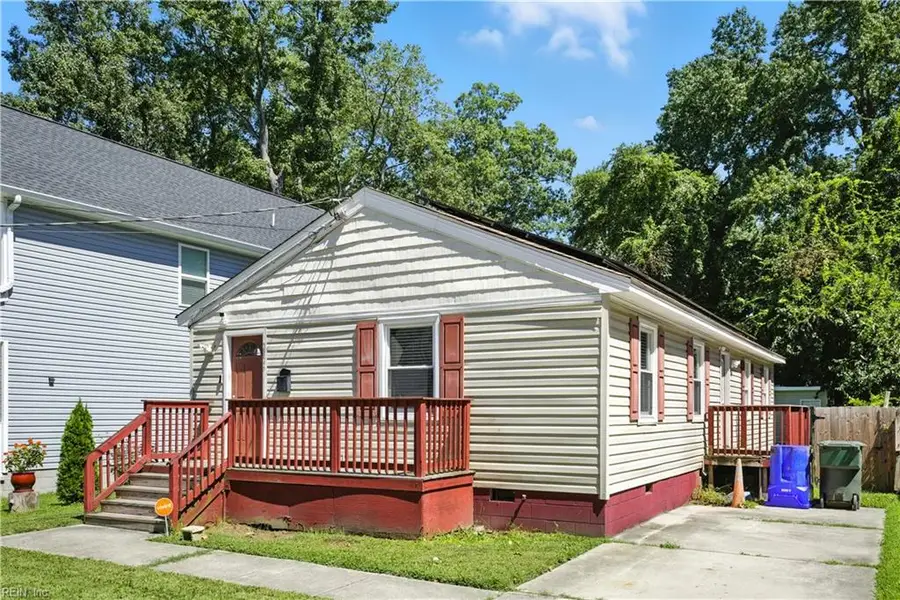 2826 Lens Avenue, Norfolk, VA 23509 - #2