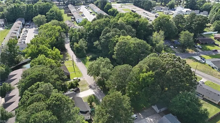 2610 Elkhart Street, Chesapeake, VA 23323 - #2