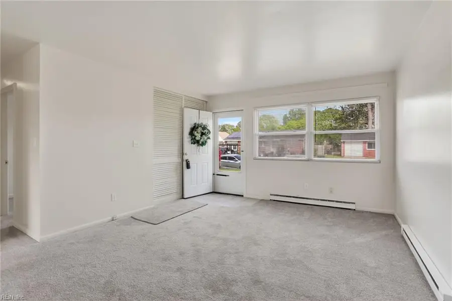 705 New Bern Avenue, Hampton, VA 23669 - #3