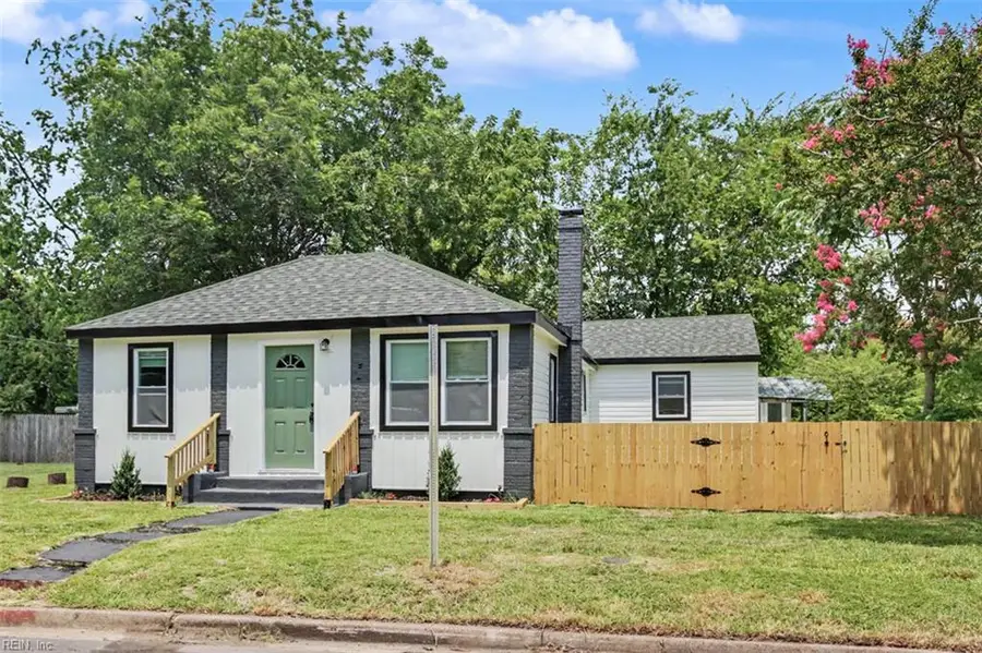 905 Butt Street, Chesapeake, VA 23324 - #3