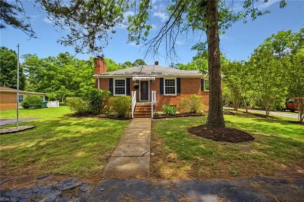 568 Yorktown Road, Newport News, VA 23603