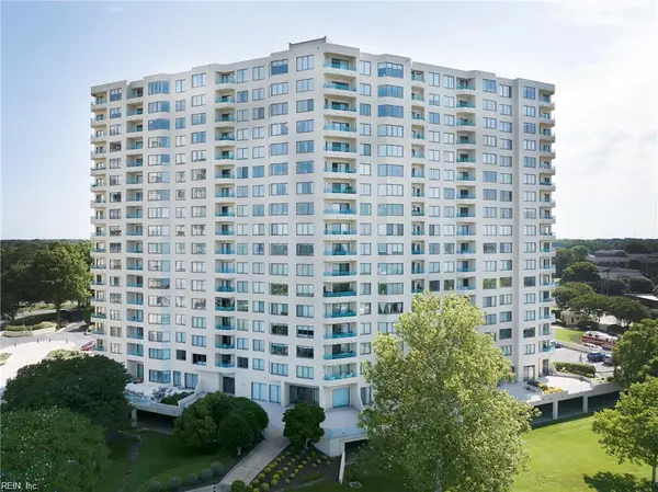 7501 River Road #4B, Newport News, VA 23607