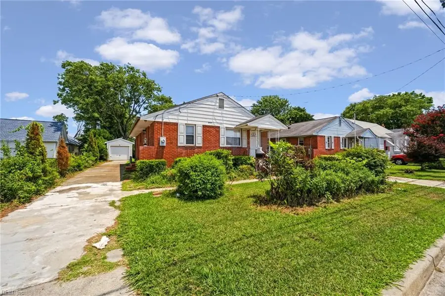 207 E Sewell Avenue, Hampton, VA 23663 - #3