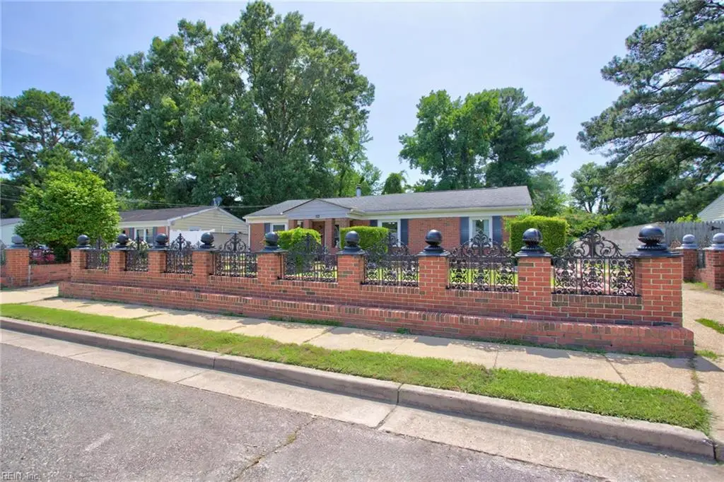 713 Pelham Drive, Hampton, VA 23669 - #1