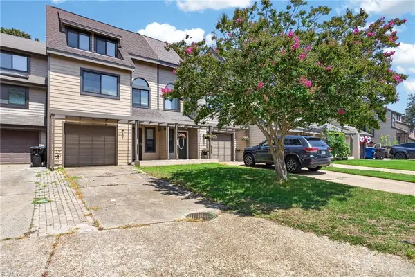 2215 Hermit Thrush Lane, Virginia Beach, VA 23455