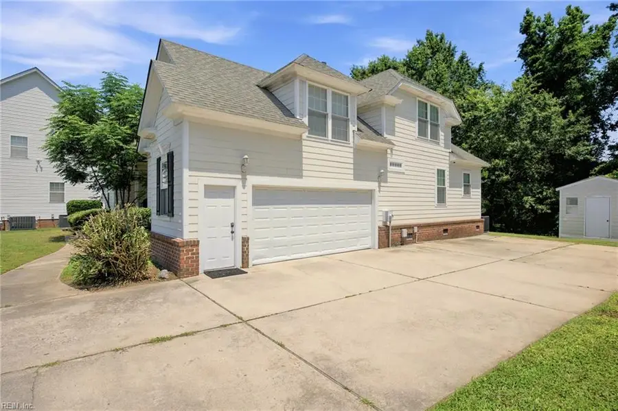3126 N Stonebridge Drive, Norfolk, VA 23504 - #3