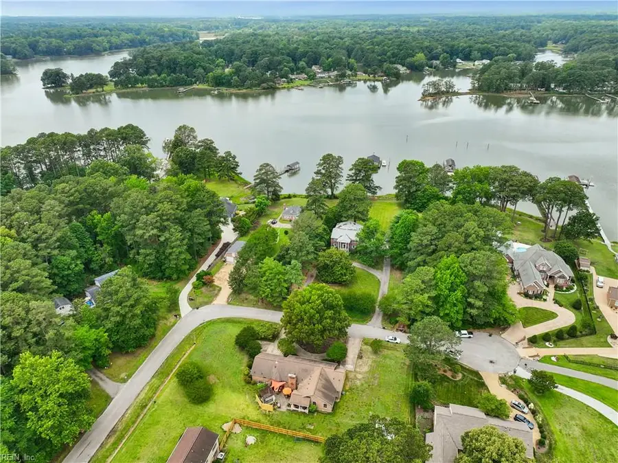 125 River Point Drive, Yorktown, VA 23693 - #3