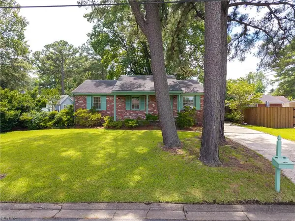 1003 White Pine Drive, Chesapeake, VA 23323