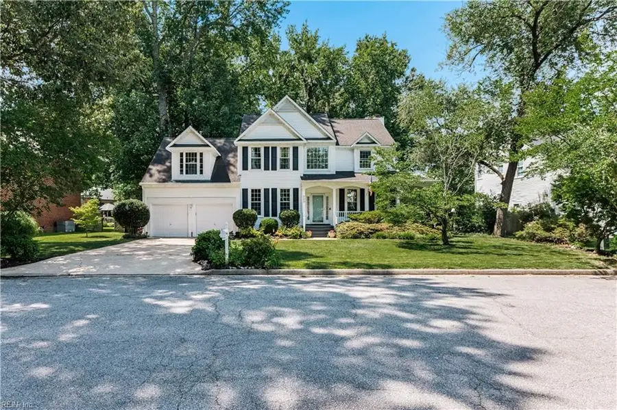 923 Blackthorne Dr, Chesapeake, VA 23322 - #3