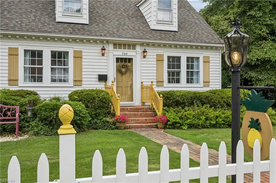 704 Monumental Avenue, Williamsburg, VA 23185 - #2