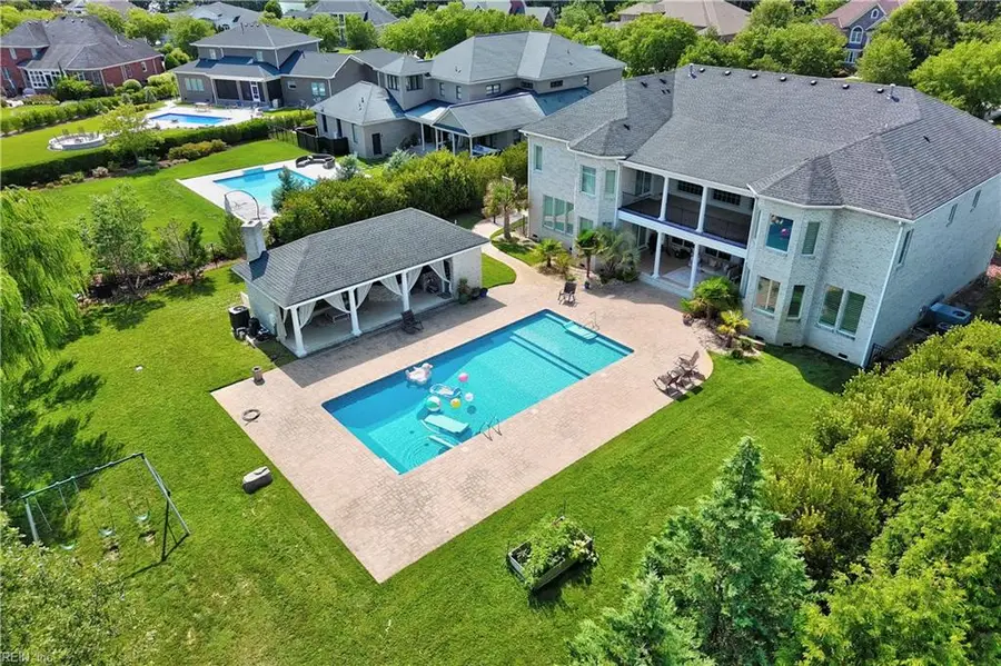 2909 Estates Drive, Virginia Beach, VA 23454 - #2