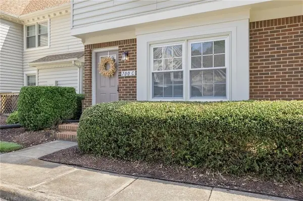 700 New River Court #C, Chesapeake, VA 23320